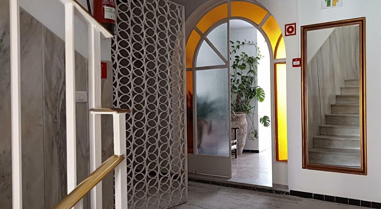 Hostal Cas Bombu Cala Ratjada  Eksteriør bilde